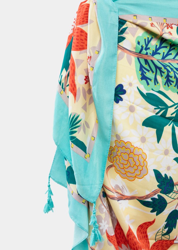 Light blue pareo w/ multicolor floral print - Image 2