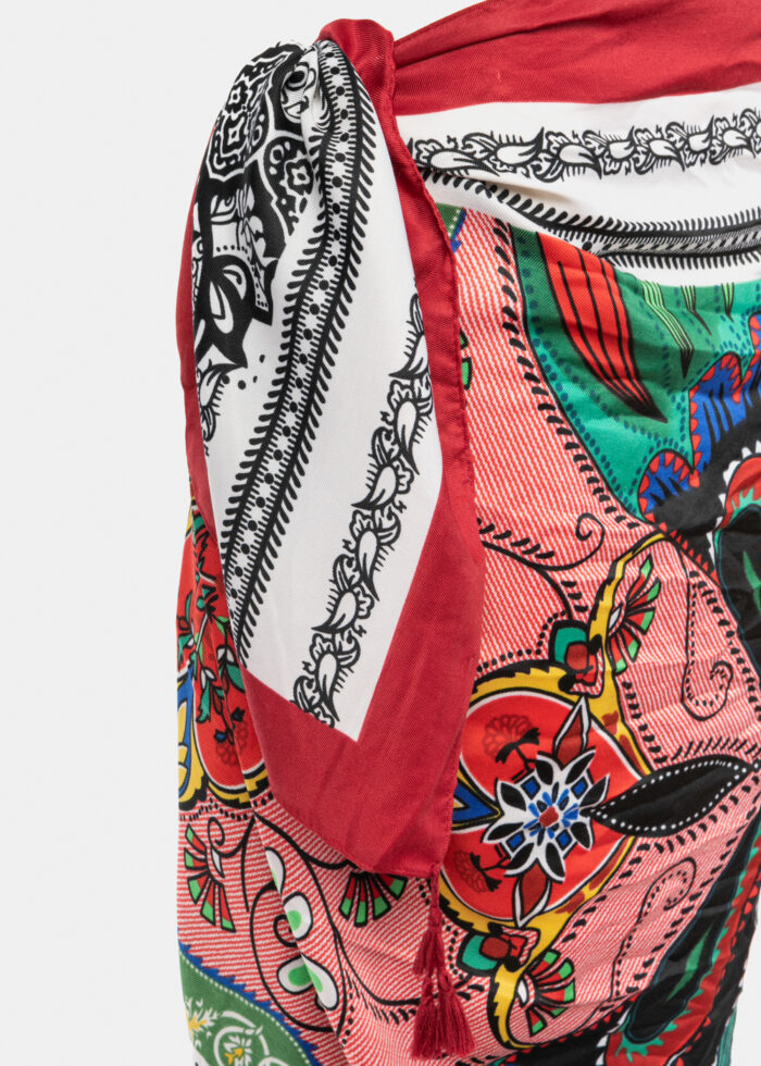 Red pareo w/ butterfly design - Image 2