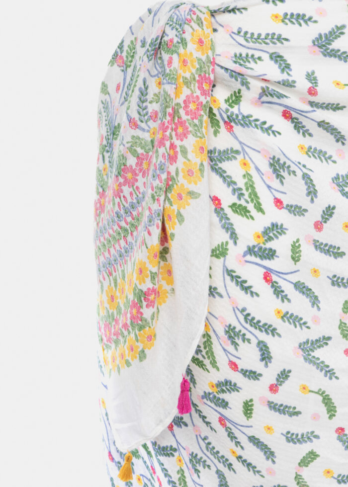 White pareo w/ mini margaritas design - Image 2