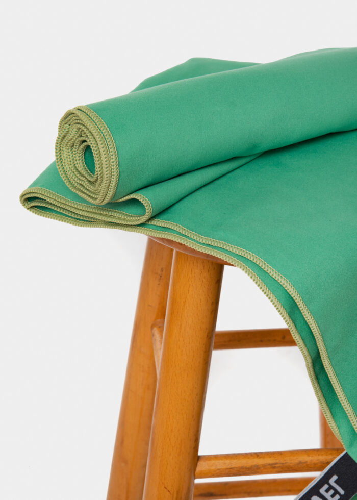 Green microfiber towel 2 - Image 3
