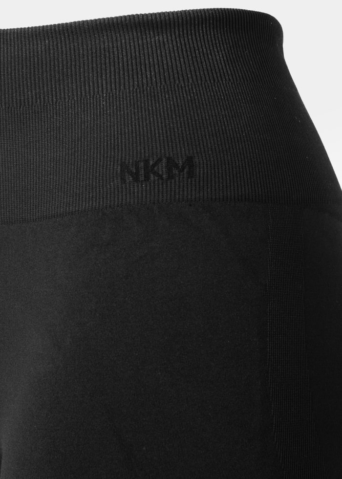 Black Seamless Ruched Back Sports Long Shorts - Image 3
