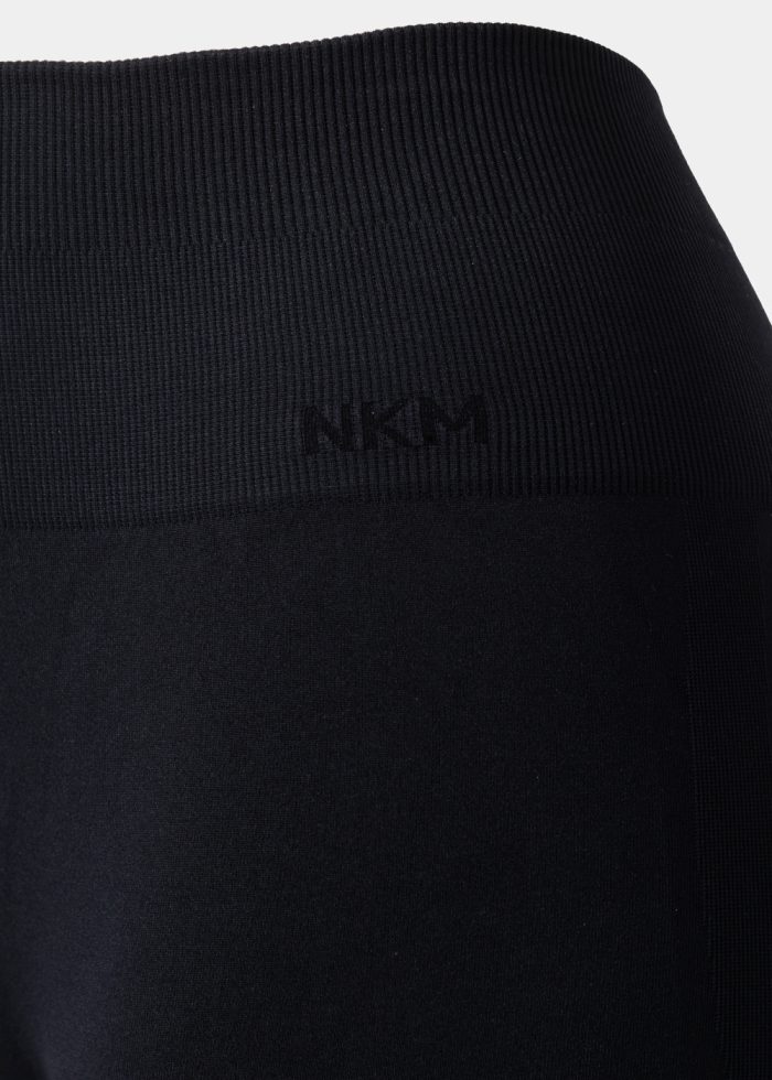 Black Seamless Ruched Back Sports Shorts - Image 3