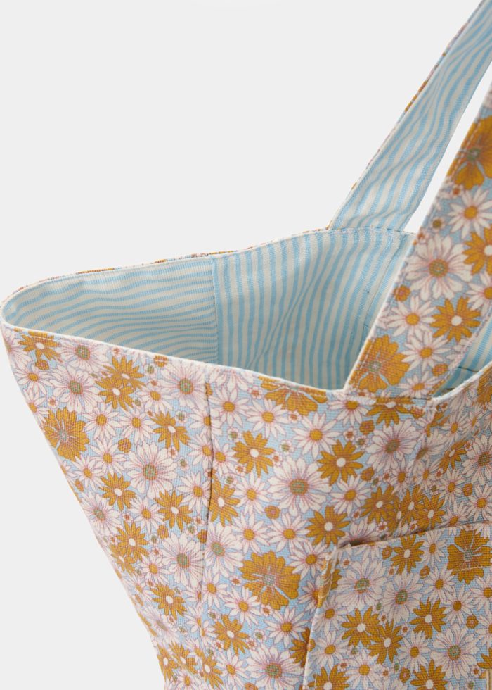 Double-Sided Daises Canvas Bag - Image 5